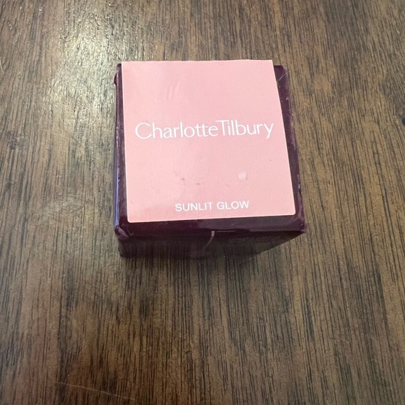 Charlotte Tilbury Sunlit Glow Eyes to Mesmerize Cream Eyeshadow - Picture 2 of 2